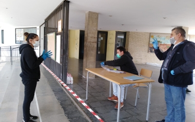 Imatge d'un dels punts de distribució de les targetes moneder | Ajuntament de Sabadell